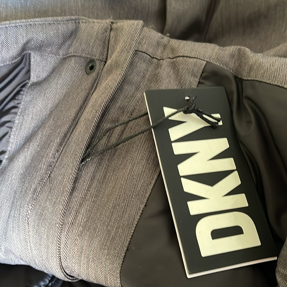 dkny coat - Picture 9 of 9